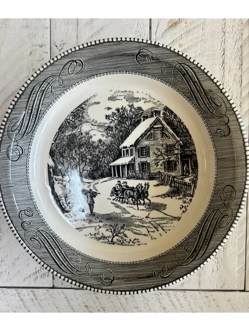 Vintage Royal China Jeanette 10” Pie Plate - Black Sleigh Ride